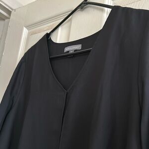 Make An Offer black Jessica London long  shelve tunic⭐️